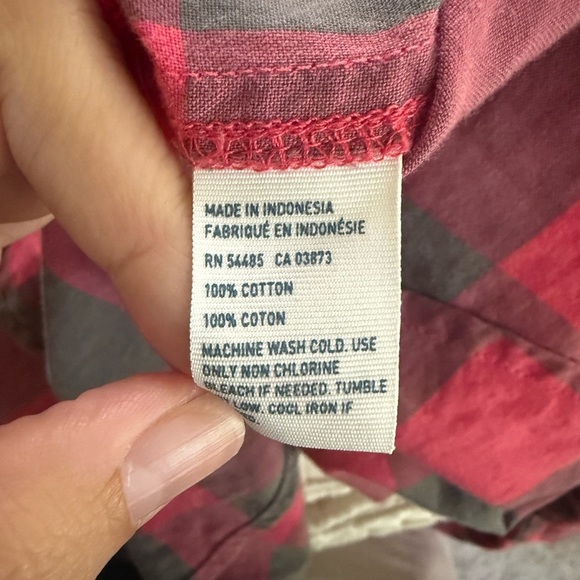 American Eagle Outfitters Red and Gray Plaid Shirt size Large 100% Cotton - Picture 5 of 5